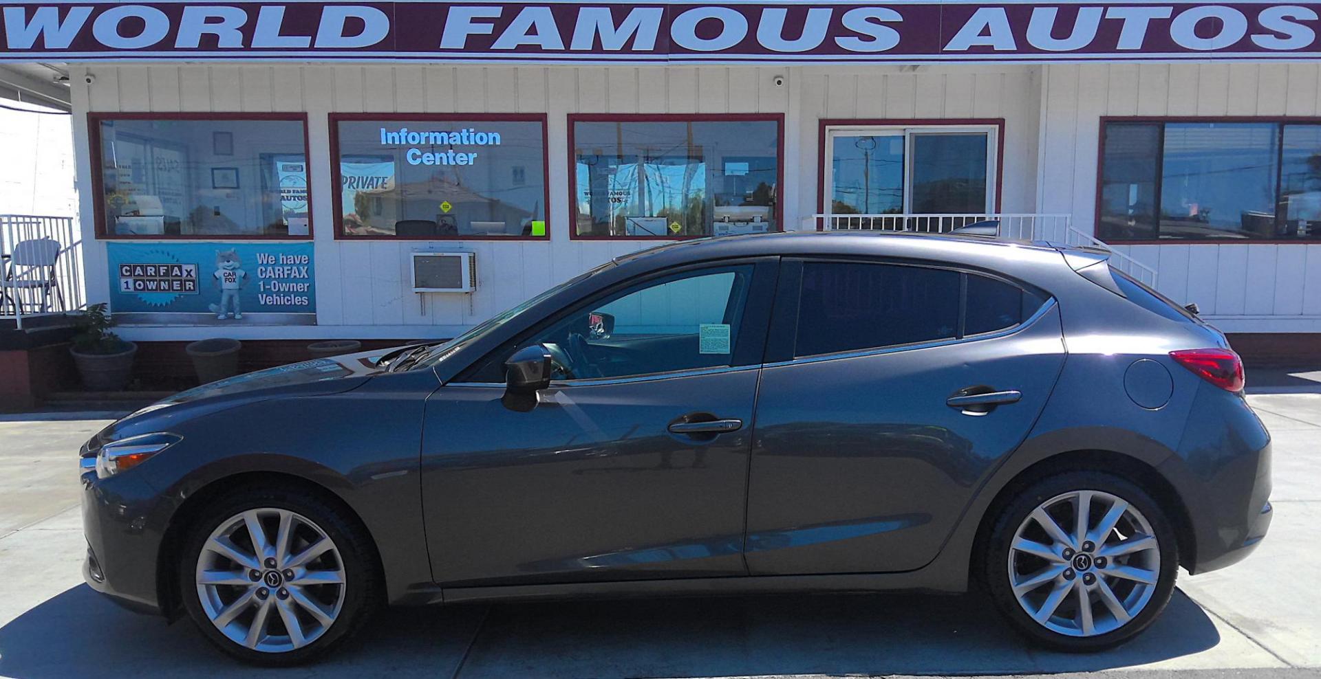 2017 GRAY Mazda MAZDA3 s Grand Touring AT 5-Door (JM1BN1M35H1) with an 2.5L L4 DOHC 16V engine, 6A transmission, located at 502 S. Riverside Avenue, Medford, OR, 97501, (541) 773-3136, 42.322803, -122.867477 - Photo#0