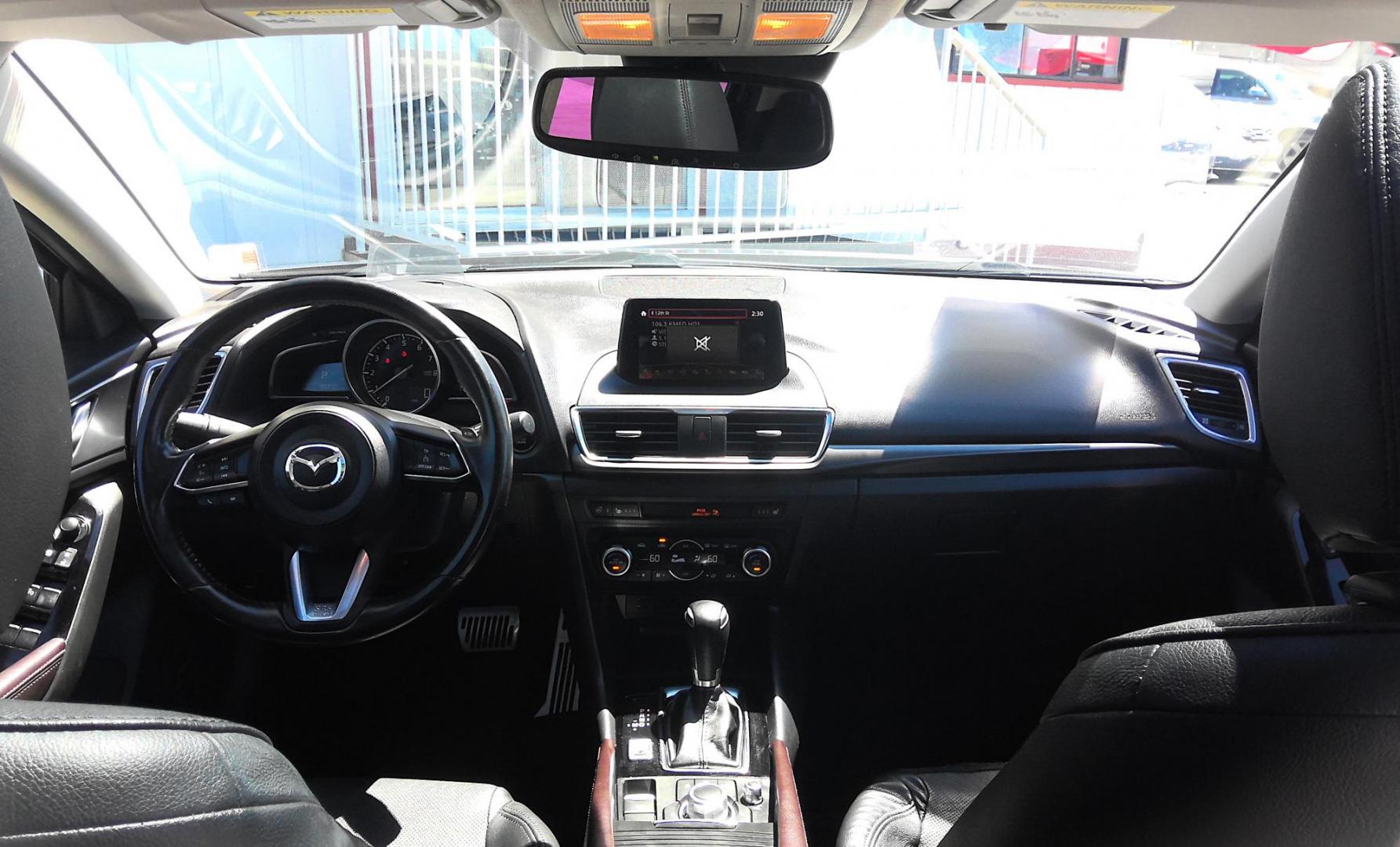 2017 GRAY Mazda MAZDA3 s Grand Touring AT 5-Door (JM1BN1M35H1) with an 2.5L L4 DOHC 16V engine, 6A transmission, located at 502 S. Riverside Avenue, Medford, OR, 97501, (541) 773-3136, 42.322803, -122.867477 - Photo#10
