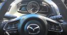 2017 GRAY Mazda MAZDA3 s Grand Touring AT 5-Door (JM1BN1M35H1) with an 2.5L L4 DOHC 16V engine, 6A transmission, located at 502 S. Riverside Avenue, Medford, OR, 97501, (541) 773-3136, 42.322803, -122.867477 - Photo#16