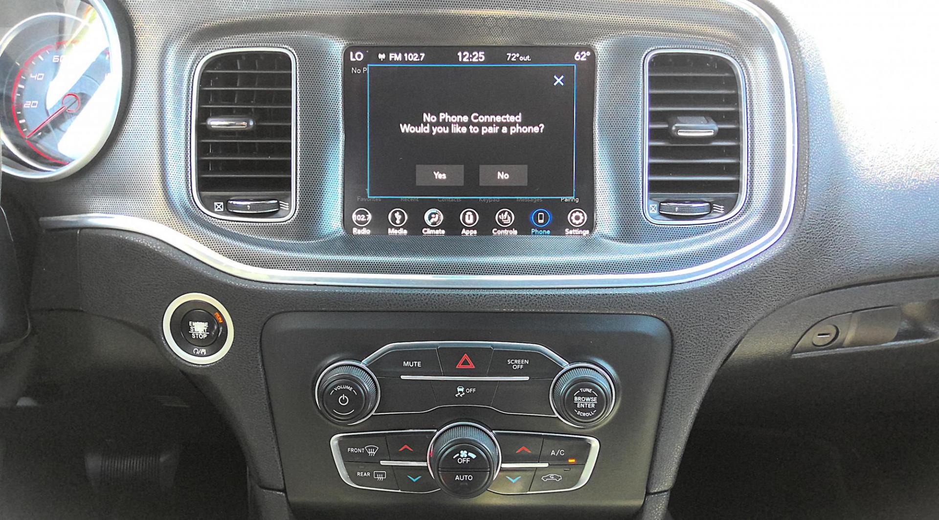 2017 BLACK Dodge Charger SXT AWD (2C3CDXJG1HH) with an 3.6L V6 DOHC 24V engine, 8A transmission, located at 502 S. Riverside Avenue, Medford, OR, 97501, (541) 773-3136, 42.322803, -122.867477 - Photo#10