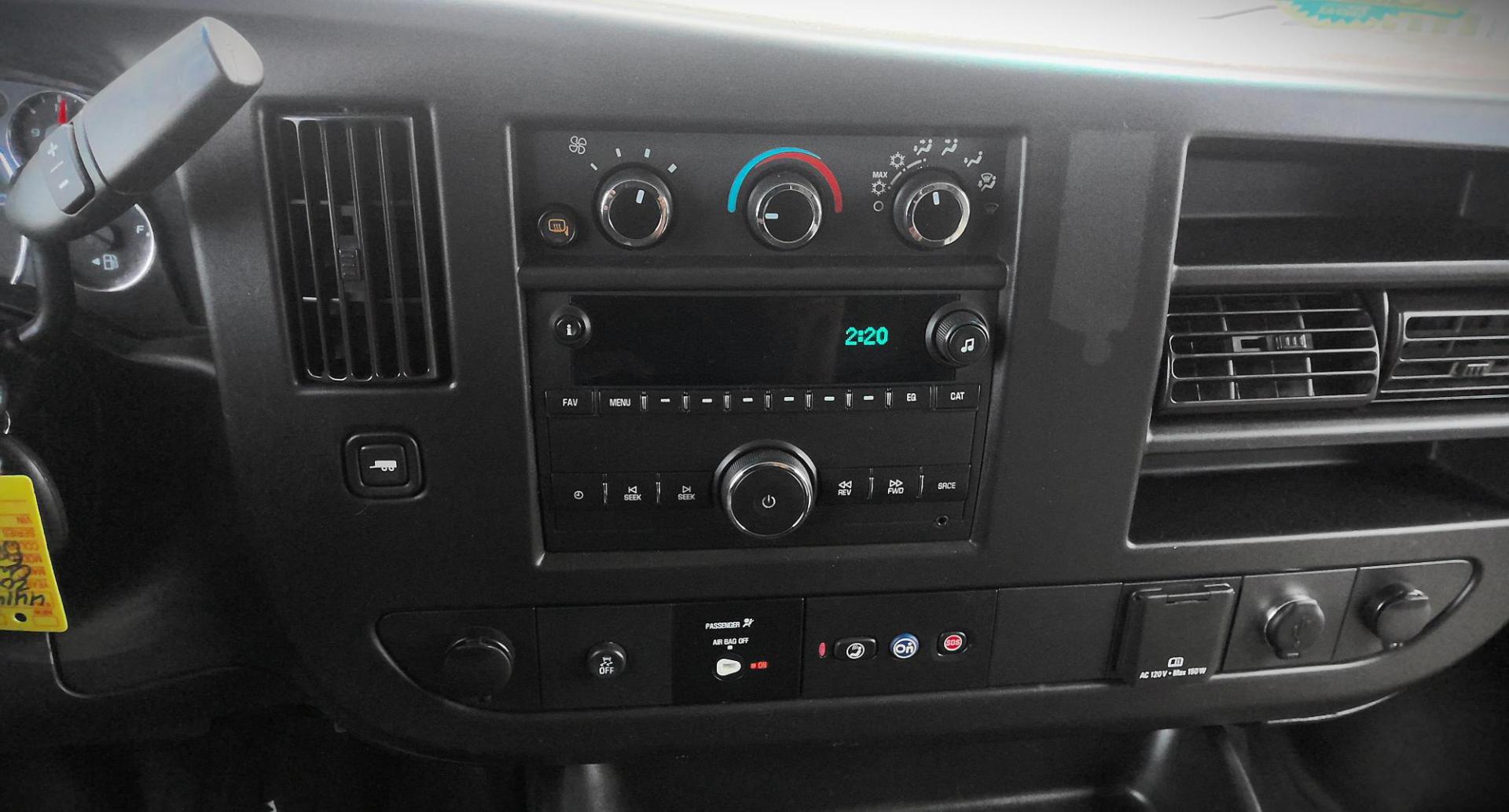 2020 WHITE Chevrolet Express 2500 Cargo (1GCWGAFP5L1) with an 4.3L V6 engine, 6A transmission, located at 502 S. Riverside Avenue, Medford, OR, 97501, (541) 773-3136, 42.322803, -122.867477 - Photo#19