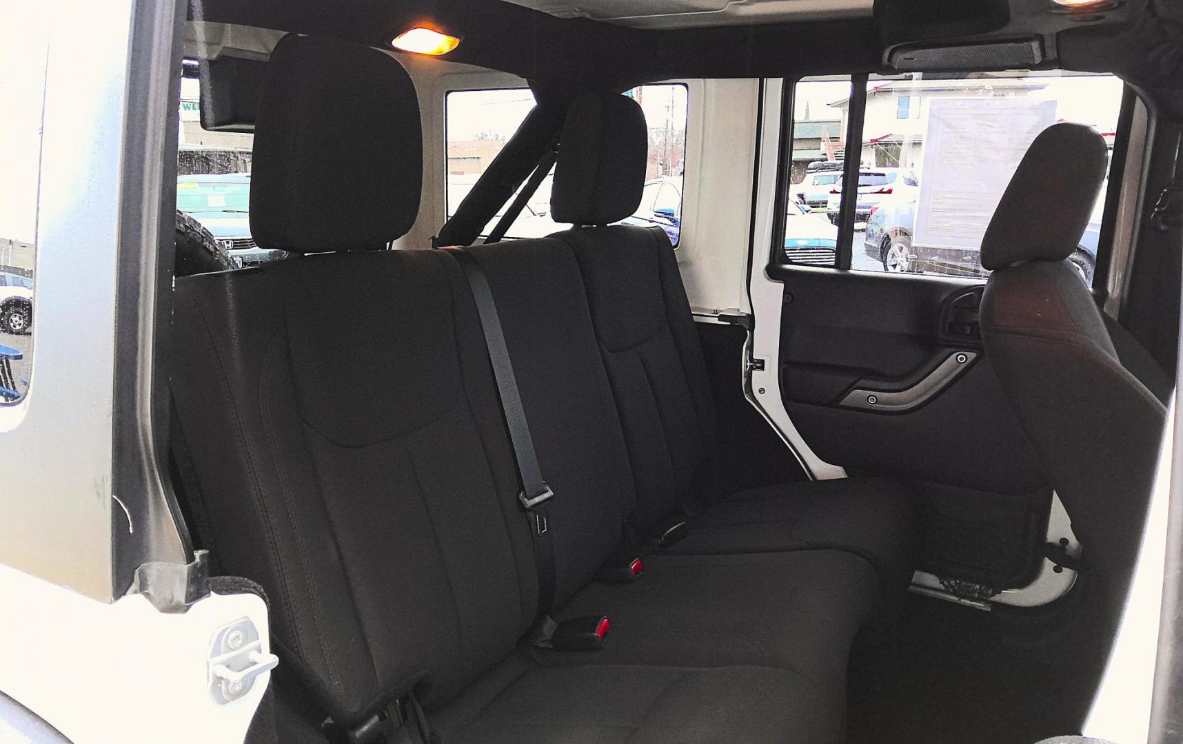 2016 WHITE Jeep Wrangler Unlimited Sport 4WD (1C4BJWDG0GL) with an 3.6L V6 DOHC 24V FFV engine, located at 502 S. Riverside Avenue, Medford, OR, 97501, (541) 773-3136, 42.322803, -122.867477 - Photo#8