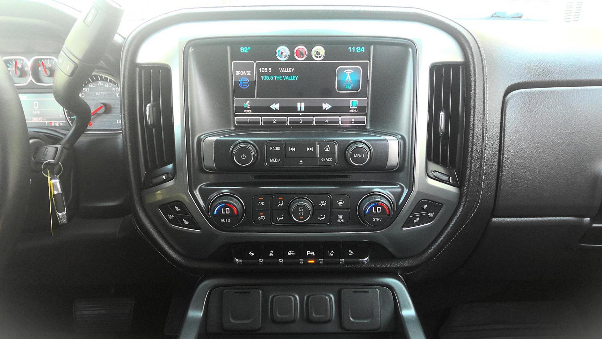 2014 BLUE Chevrolet Silverado 1500 1LZ Crew Cab 4WD (3GCUKSECXEG) with an 5.3L V8 OHV 16V engine, 6-Speed Automatic transmission, located at 502 S. Riverside Avenue, Medford, OR, 97501, (541) 773-3136, 42.322803, -122.867477 - Photo#8