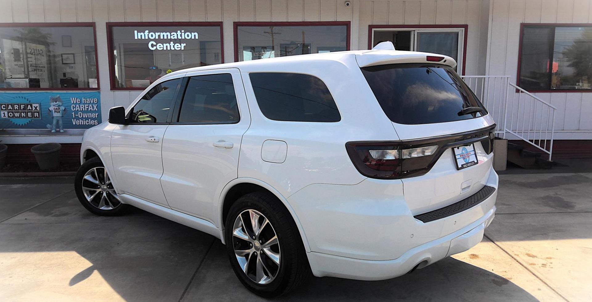 2014 WHITE Dodge Durango R/T AWD (1C4SDJCT6EC) with an 5.7L V8 OHV 16V engine, 8-Speed Automatic transmission, located at 502 S. Riverside Avenue, Medford, OR, 97501, (541) 773-3136, 42.322803, -122.867477 - Photo#2