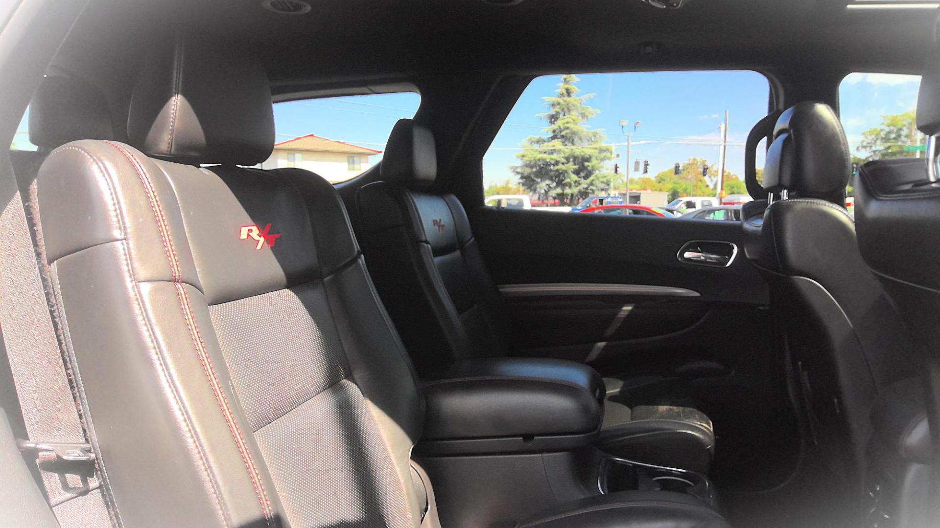 2014 WHITE Dodge Durango R/T AWD (1C4SDJCT6EC) with an 5.7L V8 OHV 16V engine, 8-Speed Automatic transmission, located at 502 S. Riverside Avenue, Medford, OR, 97501, (541) 773-3136, 42.322803, -122.867477 - Photo#7