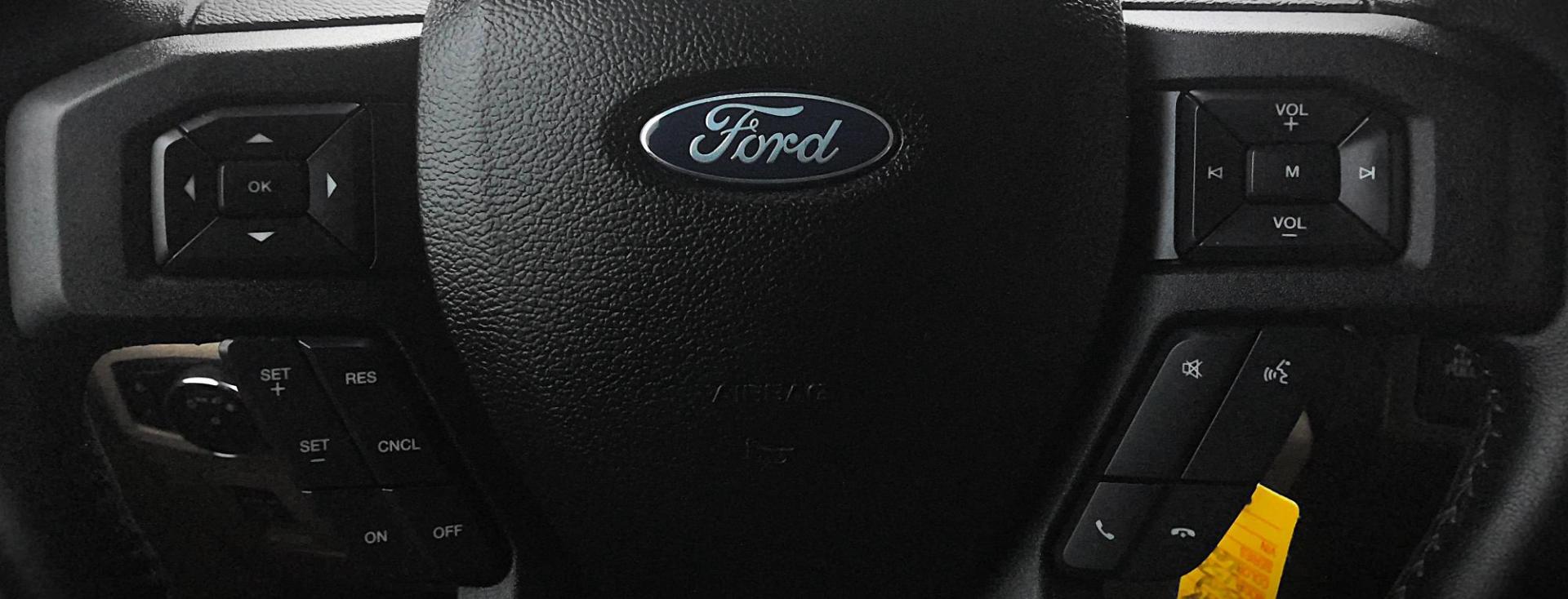 2018 RED Ford F-150 XLT SuperCrew 5.5-ft. Bed 4WD (1FTEW1EG9JK) with an 3.5L V6 TURBO engine, 6A transmission, located at 502 S. Riverside Avenue, Medford, OR, 97501, (541) 773-3136, 42.322803, -122.867477 - Photo#14