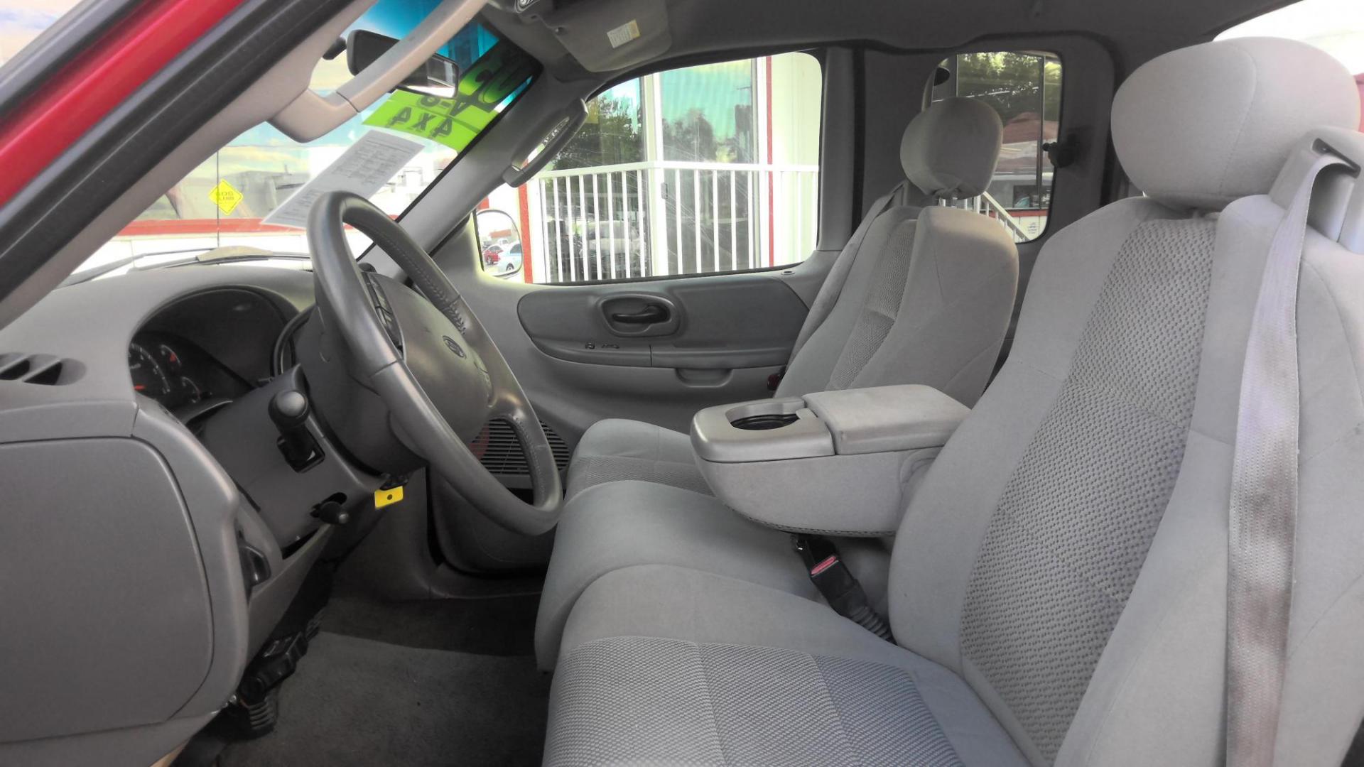 2003 RED Ford F-150 Lariat SuperCab 4WD (2FTRX18L63C) with an 5.4L V8 SOHC 16V engine, 4-Speed Automatic Overdrive transmission, located at 502 S. Riverside Avenue, Medford, OR, 97501, (541) 773-3136, 42.322803, -122.867477 - Photo#4