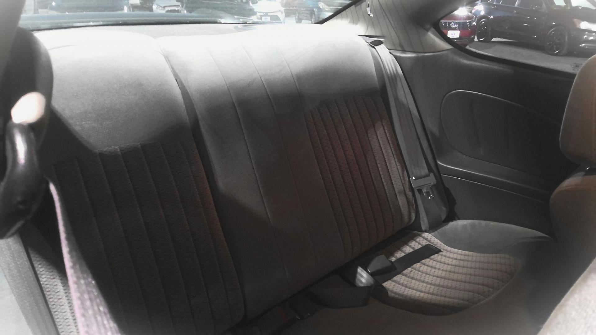 2005 GRAY Pontiac Grand AM GT coupe (1G2NW12E15M) with an 3.4L V6 OHV 12V engine, 4-Speed Automatic Overdrive transmission, located at 502 S. Riverside Avenue, Medford, OR, 97501, (541) 773-3136, 42.322803, -122.867477 - Photo#7