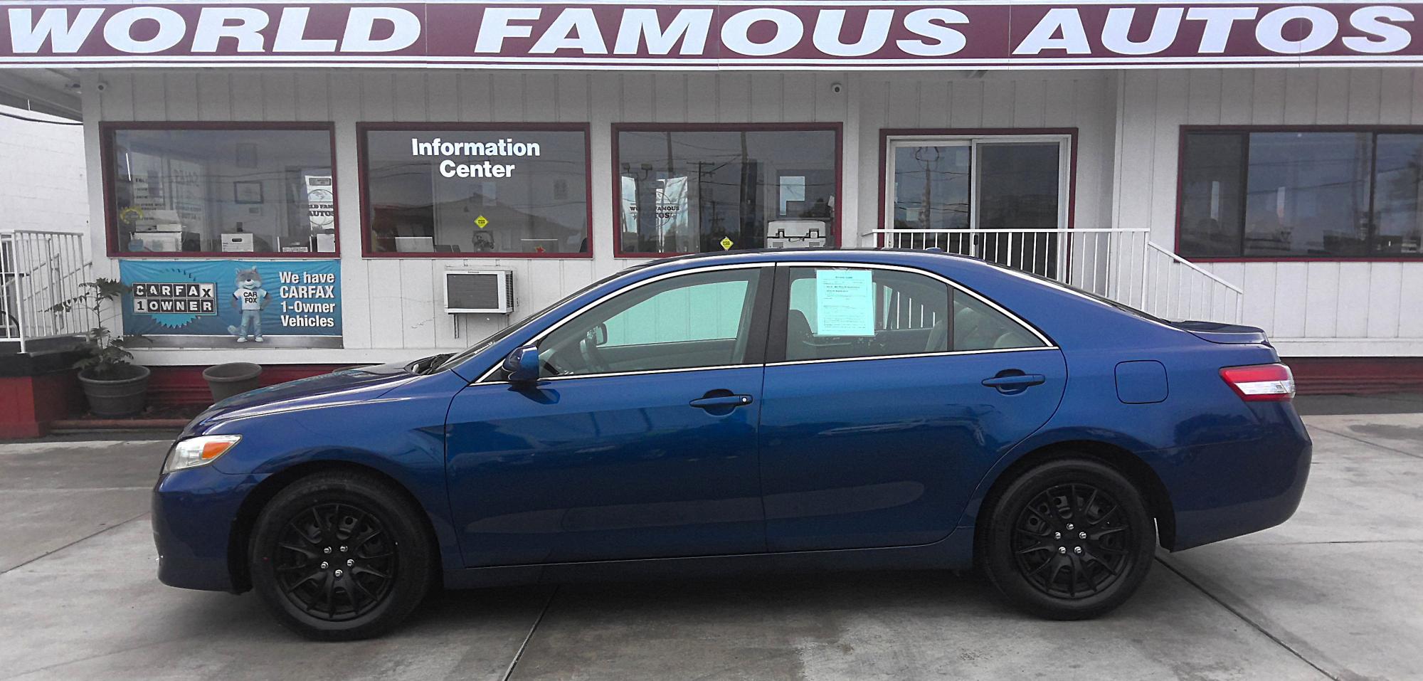 photo of 2011 Toyota Camry SE 6-Spd MT
