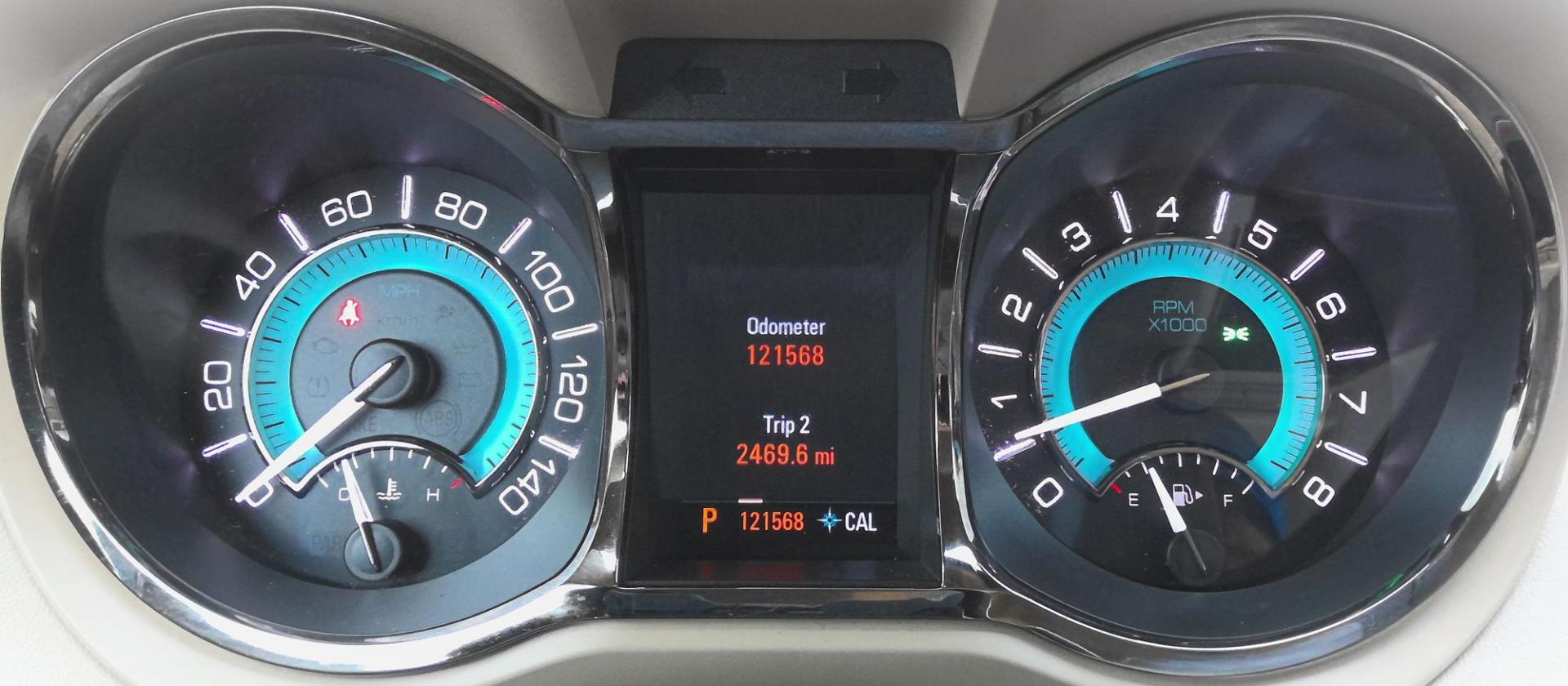 2011 RED Buick LaCrosse CXS (1G4GE5ED0BF) with an 3.6L V6 DOHC 24V engine, 6-Speed Automatic Overdrive transmission, located at 502 S. Riverside Avenue, Medford, OR, 97501, (541) 773-3136, 42.322803, -122.867477 - Photo#11