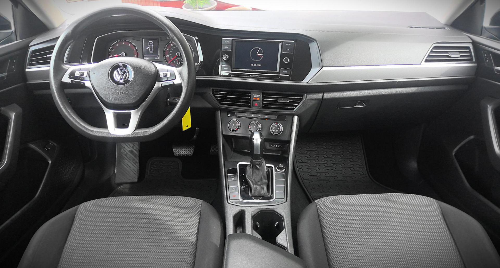 2020 BLACK Volkswagen Jetta 1.4T S 8A (3VWCB7BU1LM) with an 1.4L L4 DOHC 20V engine, 8A transmission, located at 502 S. Riverside Avenue, Medford, OR, 97501, (541) 773-3136, 42.322803, -122.867477 - Photo#7