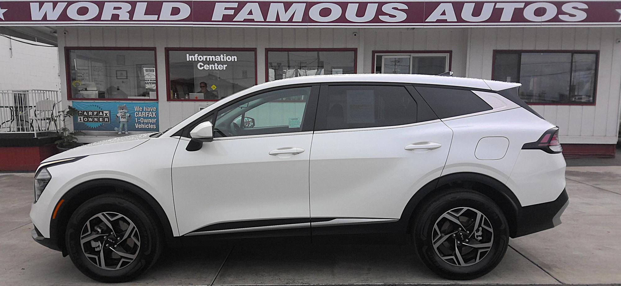 photo of 2024 Kia Sportage LX AWD