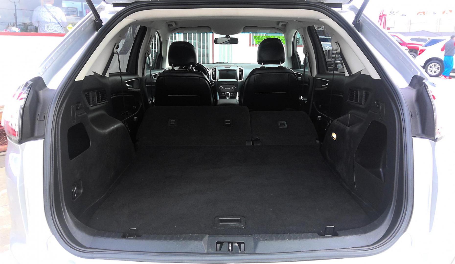2015 SILVER Ford Edge SEL AWD (2FMTK4J9XFB) with an 2.0L L4 DOHC 16V engine, 6-Speed Automatic transmission, located at 502 S. Riverside Avenue, Medford, OR, 97501, (541) 773-3136, 42.322803, -122.867477 - Photo#6