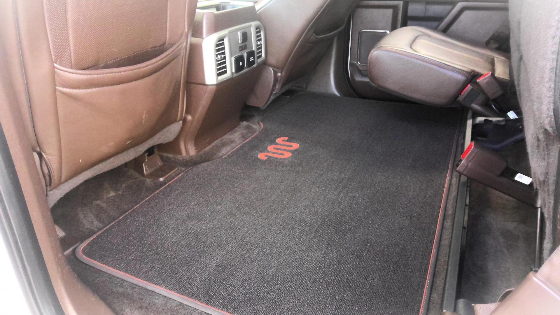 2017 WHITE Ford F-150 XLT SuperCrew 6.5-ft. Bed 4WD (1FTEW1EG4HF) with an 3.5L V6 TURBO engine, 6A transmission, located at 502 S. Riverside Avenue, Medford, OR, 97501, (541) 773-3136, 42.322803, -122.867477 - Photo#8