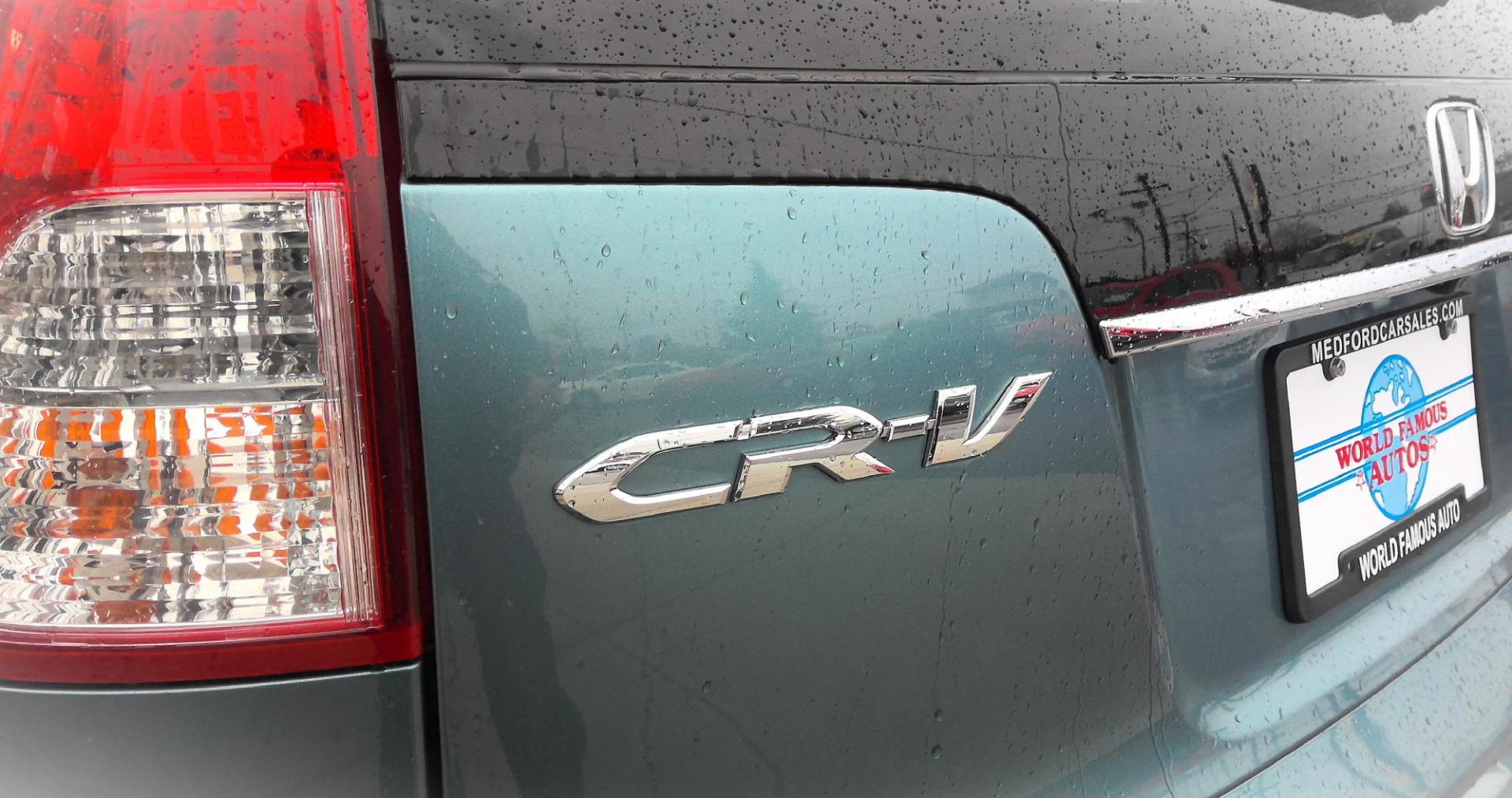 2013 BLUE Honda CR-V EX-L 4WD 5-Speed AT (5J6RM4H70DL) with an 2.4L L4 DOHC 16V engine, 5-Speed Automatic transmission, located at 502 S. Riverside Avenue, Medford, OR, 97501, (541) 773-3136, 42.322803, -122.867477 - Photo#4