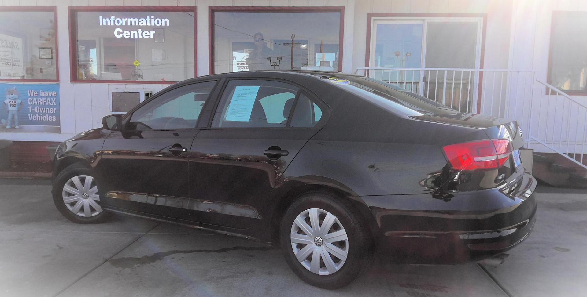 2015 BLACK Volkswagen Jetta S 5M (3VW1K7AJ1FM) with an 2.0L L4 DOHC 20V engine, 5-Speed Manual transmission, located at 502 S. Riverside Avenue, Medford, OR, 97501, (541) 773-3136, 42.322803, -122.867477 - Photo#2