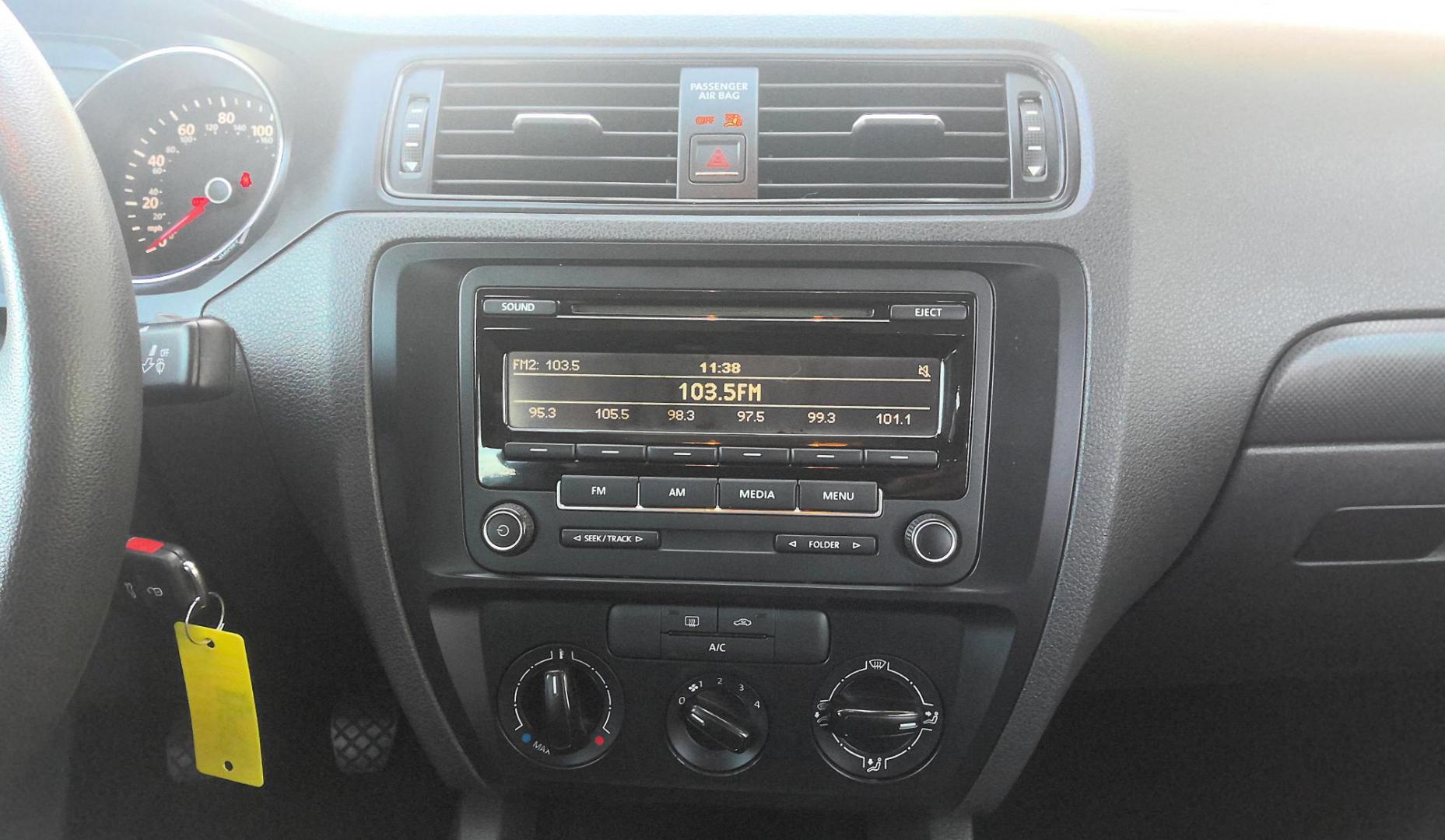 2015 BLACK Volkswagen Jetta S 5M (3VW1K7AJ1FM) with an 2.0L L4 DOHC 20V engine, 5-Speed Manual transmission, located at 502 S. Riverside Avenue, Medford, OR, 97501, (541) 773-3136, 42.322803, -122.867477 - Photo#8