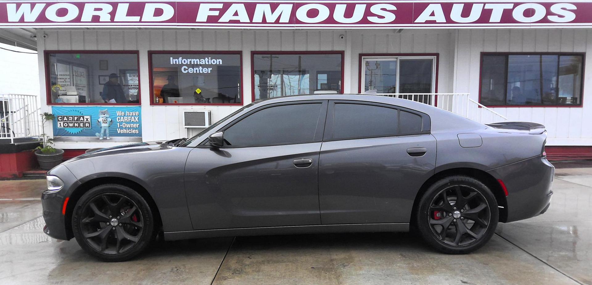 2015 Dodge Charger SXT