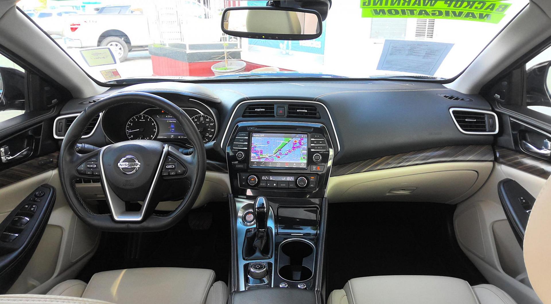 2017 BLUE Nissan Maxima 3.5 S (1N4AA6AP6HC) with an 3.5L V6 DOHC 24V engine, CVT transmission, located at 502 S. Riverside Avenue, Medford, OR, 97501, (541) 773-3136, 42.322803, -122.867477 - Photo#9