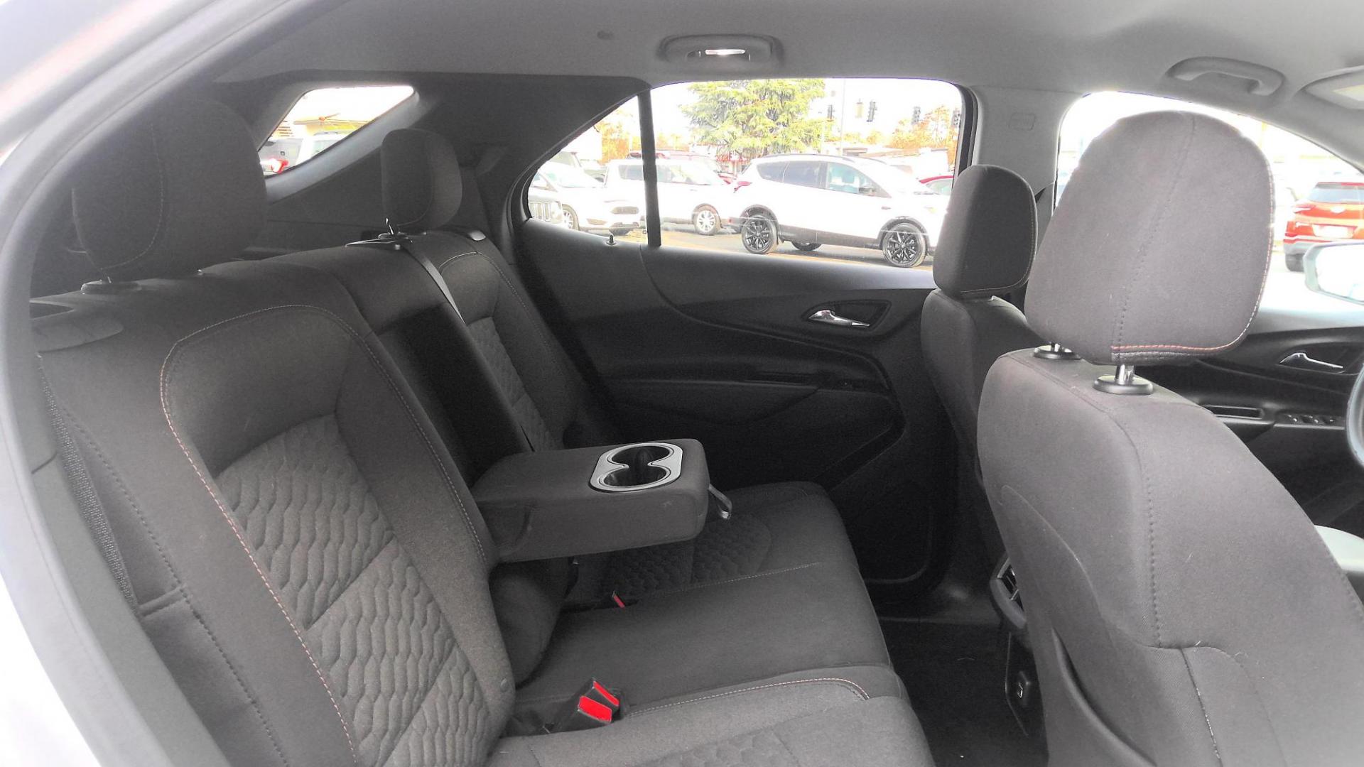 2020 SILVER Chevrolet Equinox LT AWD (2GNAXUEV7L6) with an 1.5L L4 DOHC 16V TURBO engine, 6A transmission, located at 502 S. Riverside Avenue, Medford, OR, 97501, (541) 773-3136, 42.322803, -122.867477 - Photo#7