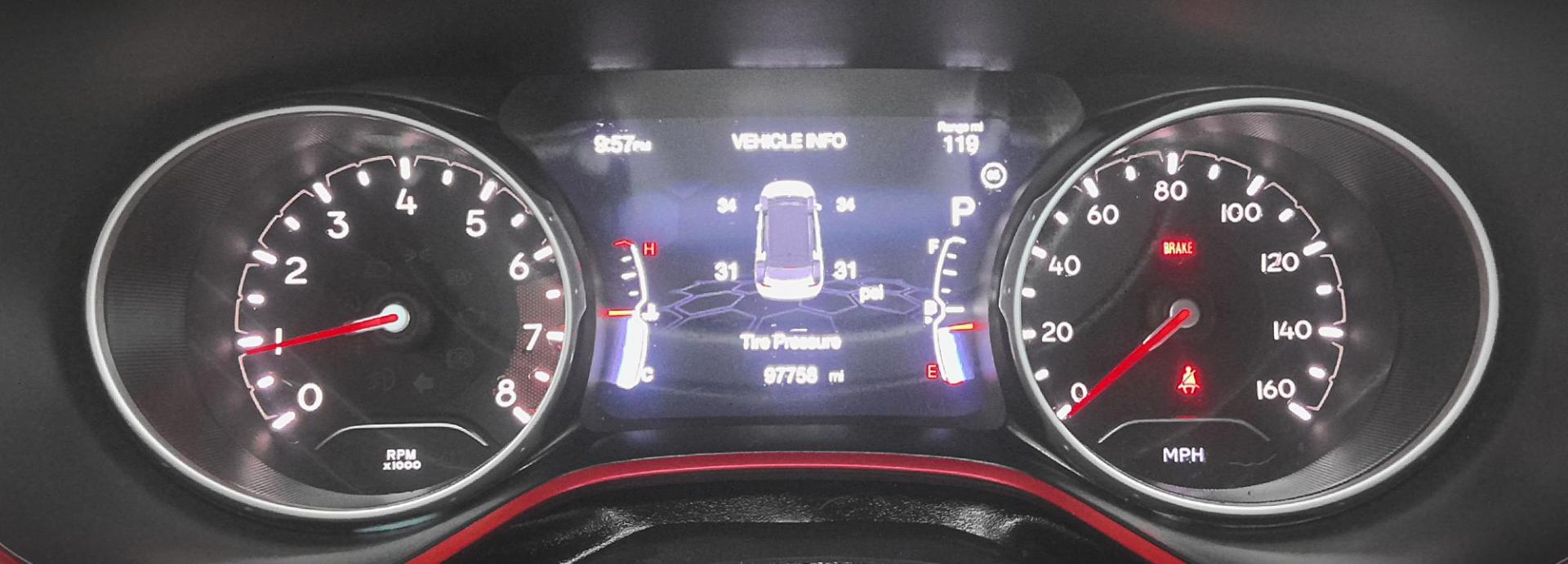 2019 WHITE Jeep Compass Trailhawk 4WD (3C4NJDDBXKT) with an 2.4L L4 DOHC 16V engine, 9A transmission, located at 502 S. Riverside Avenue, Medford, OR, 97501, (541) 773-3136, 42.322803, -122.867477 - Photo#16