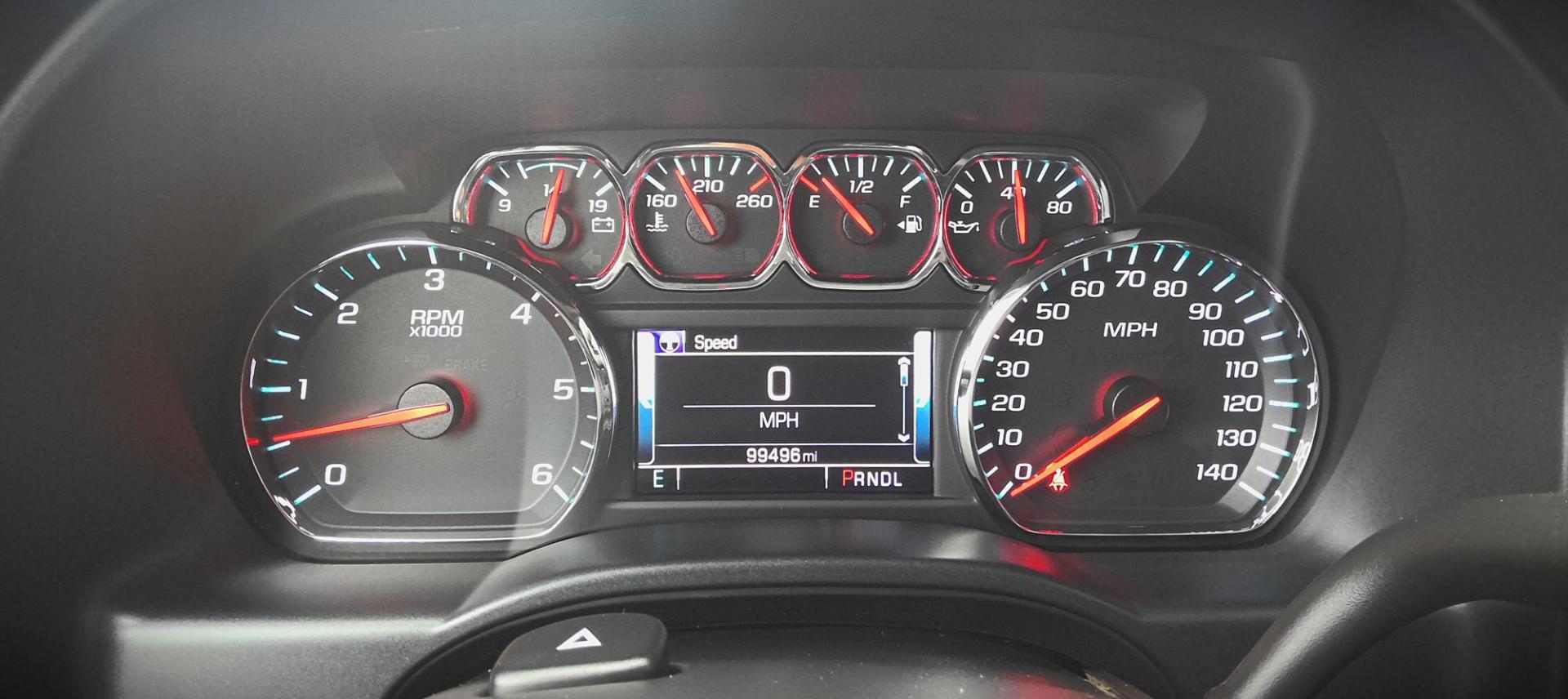 2017 GRAY GMC Sierra 1500 SLT Crew Cab Long Box 4WD (3GTU2NEC0HG) with an 5.3L V8 OHV 16V engine, 6A transmission, located at 502 S. Riverside Avenue, Medford, OR, 97501, (541) 773-3136, 42.322803, -122.867477 - Photo#9