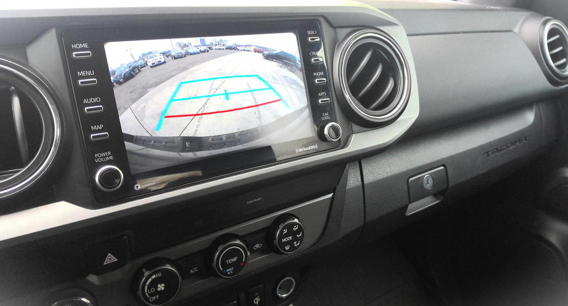 2020 GRAY Toyota Tacoma SR5 Double Cab Long Bed V6 6AT 4WD (3TMCZ5AN1LM) with an 3.5L V6 DOHC 24V engine, 6A transmission, located at 502 S. Riverside Avenue, Medford, OR, 97501, (541) 773-3136, 42.322803, -122.867477 - Photo#8