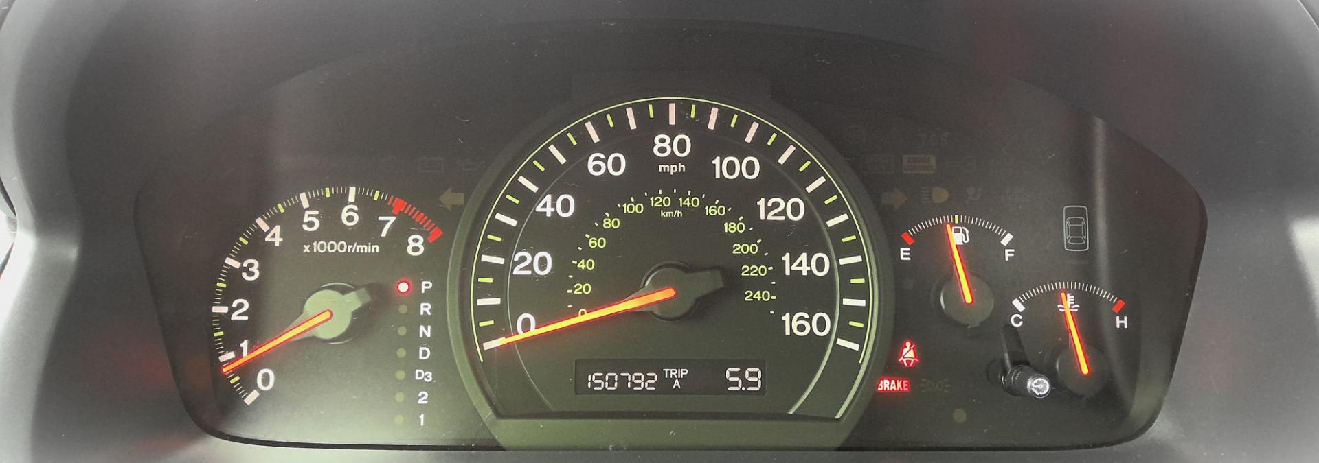 2005 SILVER Honda Accord EX V-6 Sedan AT with Navigation System and XM Radi (1HGCM668X5A) with an 3.0L V6 SOHC 24V engine, 5-Speed Automatic Overdrive transmission, located at 502 S. Riverside Avenue, Medford, OR, 97501, (541) 773-3136, 42.322803, -122.867477 - Photo#7