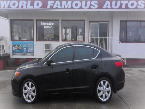 2013 Acura ILX 5-Spd AT w/ Premium Package