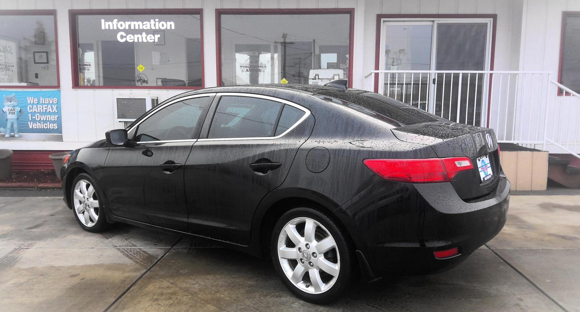 2013 BLACK Acura ILX 5-Spd AT w/ Premium Package (19VDE1F52DE) with an 2.0L L4 16V DOHC engine, 5-Speed Automatic transmission, located at 502 S. Riverside Avenue, Medford, OR, 97501, (541) 773-3136, 42.322803, -122.867477 - Photo#2