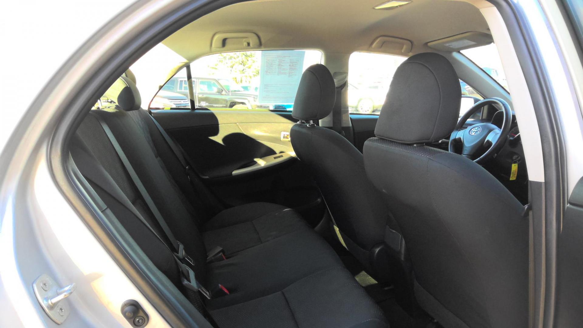 2010 SILVER Toyota Corolla Base 4-Speed AT (1NXBU4EE8AZ) with an 1.8L L4 DOHC 16V engine, 4-Speed Automatic Overdrive transmission, located at 502 S. Riverside Avenue, Medford, OR, 97501, (541) 773-3136, 42.322803, -122.867477 - Photo#6