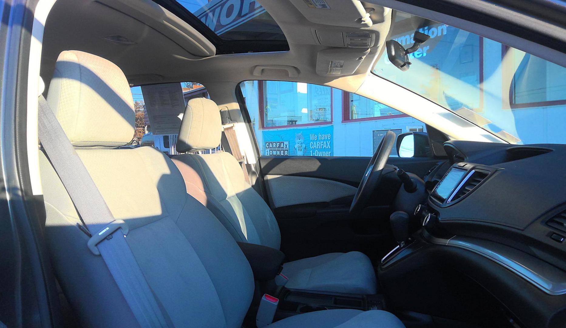 2015 GRAY Honda CR-V EX 4WD (2HKRM4H52FH) with an 2.4L L4 DOHC 16V engine, Continuously Variable Transmission transmission, located at 502 S. Riverside Avenue, Medford, OR, 97501, (541) 773-3136, 42.322803, -122.867477 - Photo#6