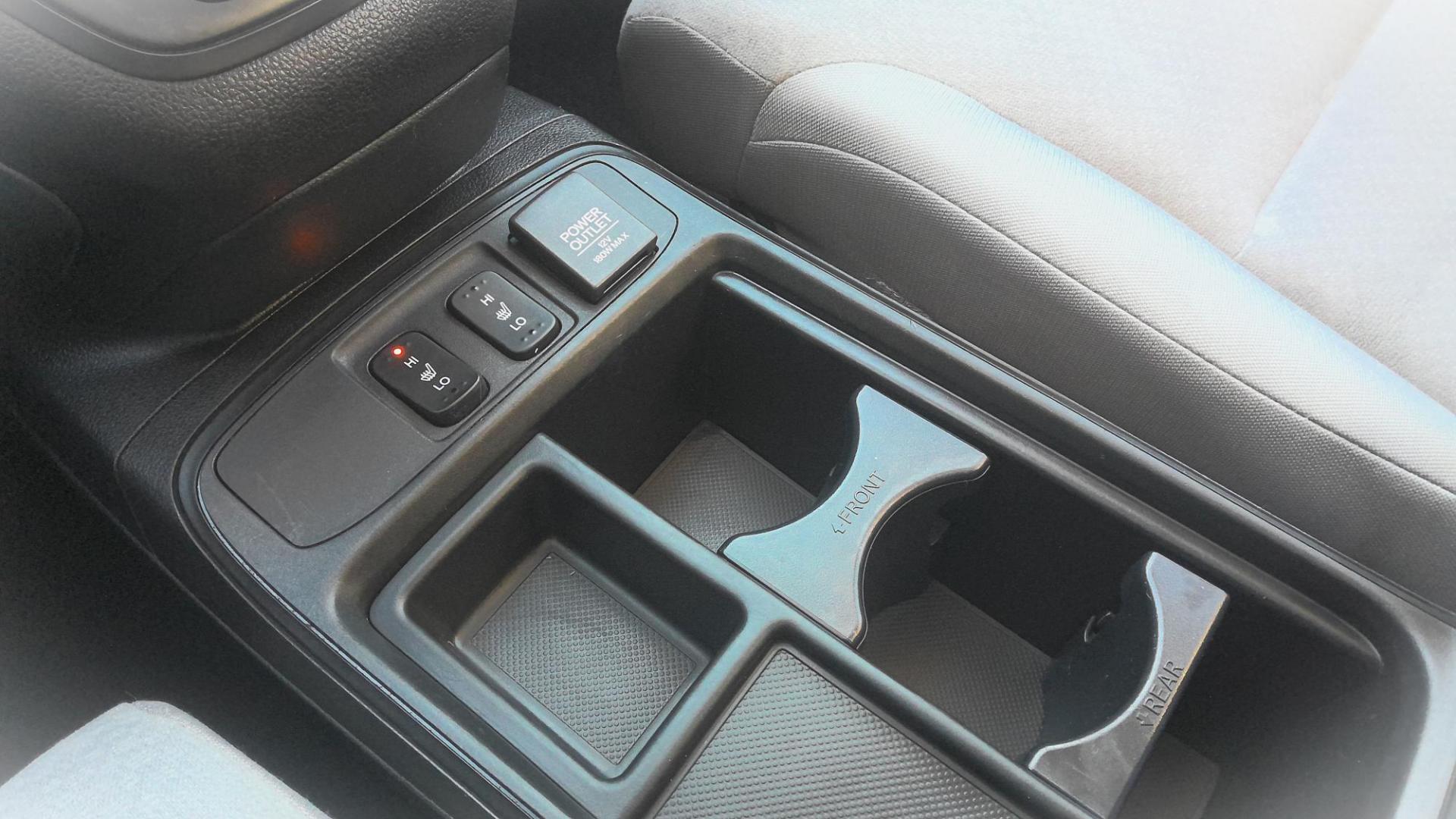 2015 GRAY Honda CR-V EX 4WD (2HKRM4H52FH) with an 2.4L L4 DOHC 16V engine, Continuously Variable Transmission transmission, located at 502 S. Riverside Avenue, Medford, OR, 97501, (541) 773-3136, 42.322803, -122.867477 - Photo#9