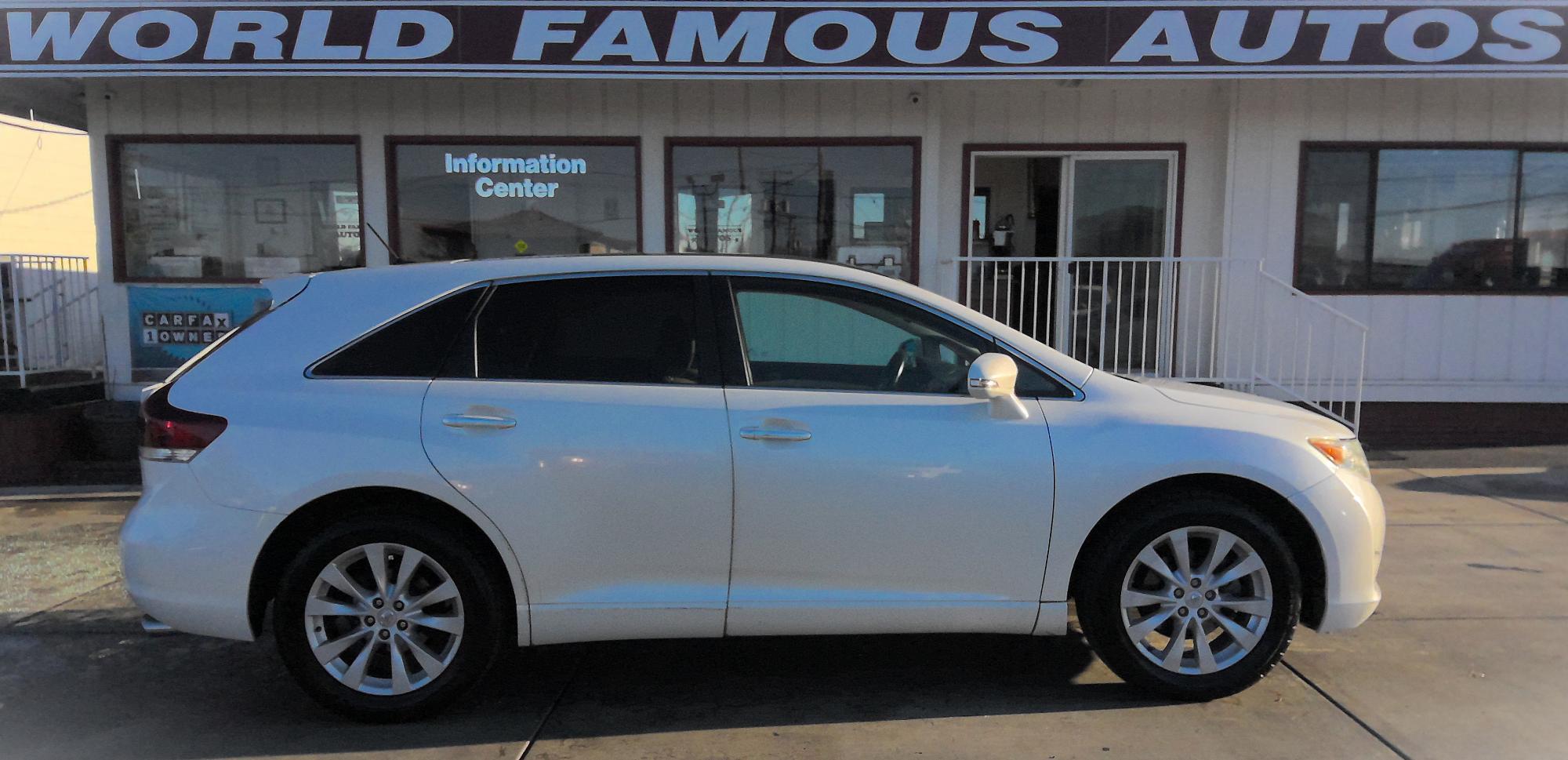 photo of 2013 Toyota Venza LE I4 FWD