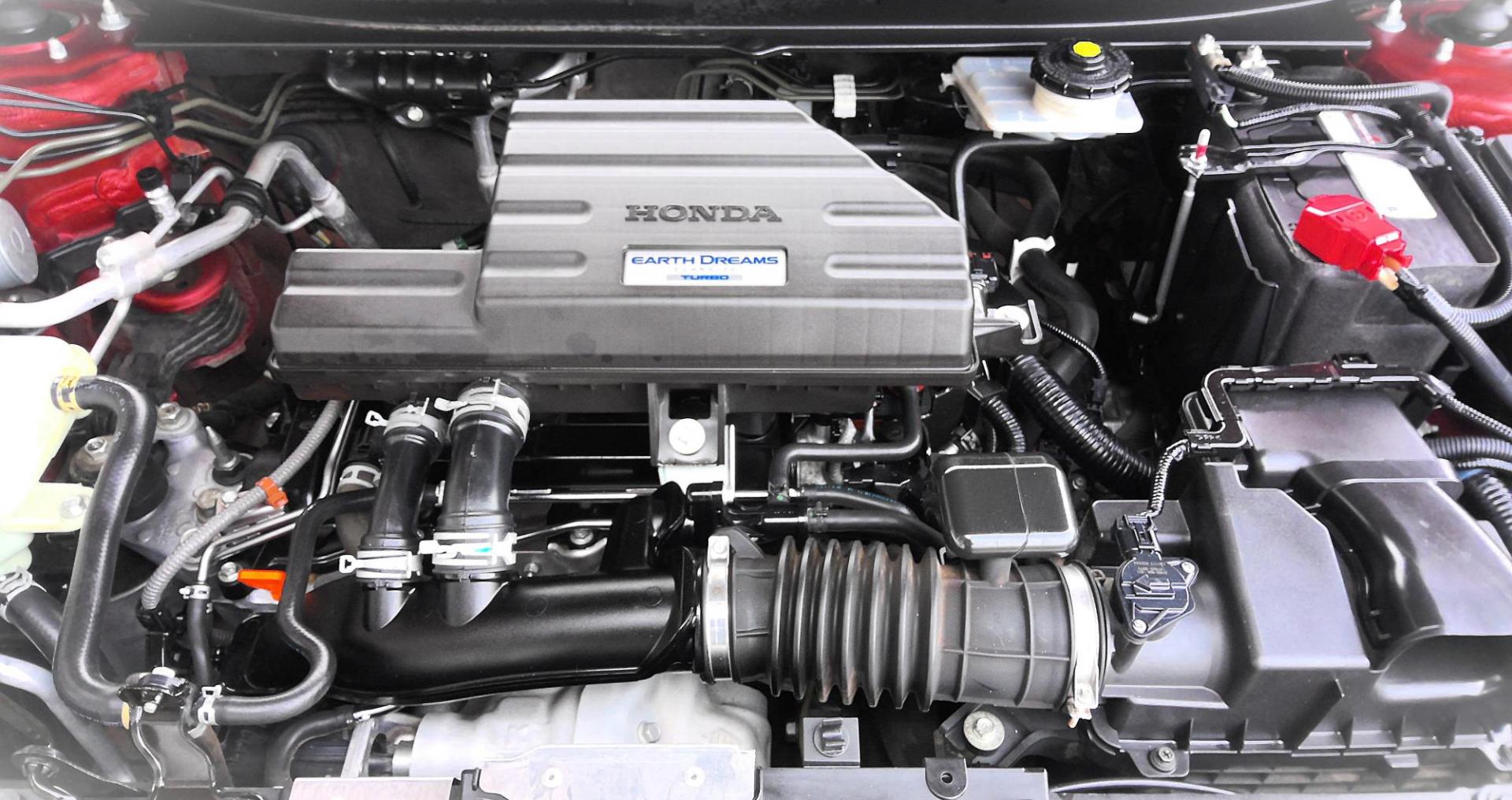 2019 RED Honda CR-V Touring AWD (5J6RW2H93KL) with an 1.5L L4 16V DOHC TURBO engine, CVT transmission, located at 502 S. Riverside Avenue, Medford, OR, 97501, (541) 773-3136, 42.322803, -122.867477 - Photo#21