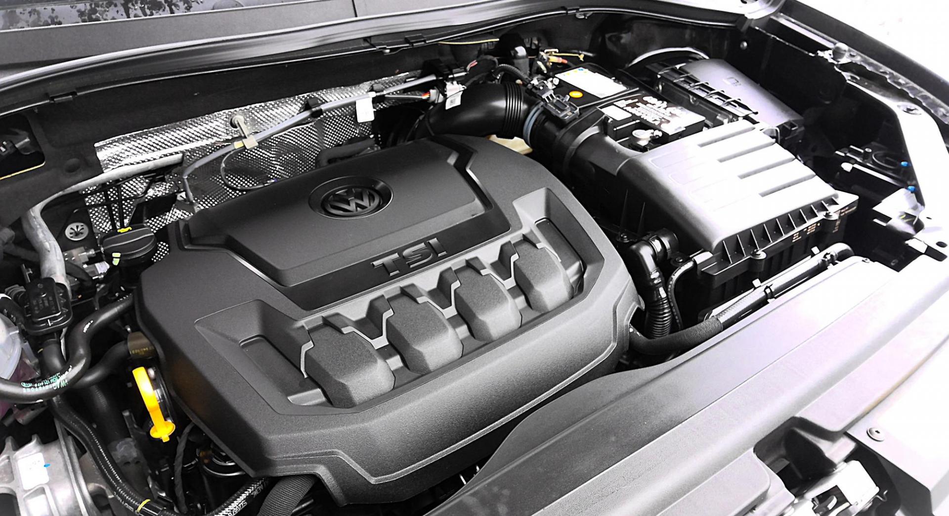 2022 BLACK Volkswagen Tiguan S (3VV1B7AX3NM) with an 2.0L L4 DOHC 16V TURBO engine, 8A transmission, located at 502 S. Riverside Avenue, Medford, OR, 97501, (541) 773-3136, 42.322803, -122.867477 - Photo#13