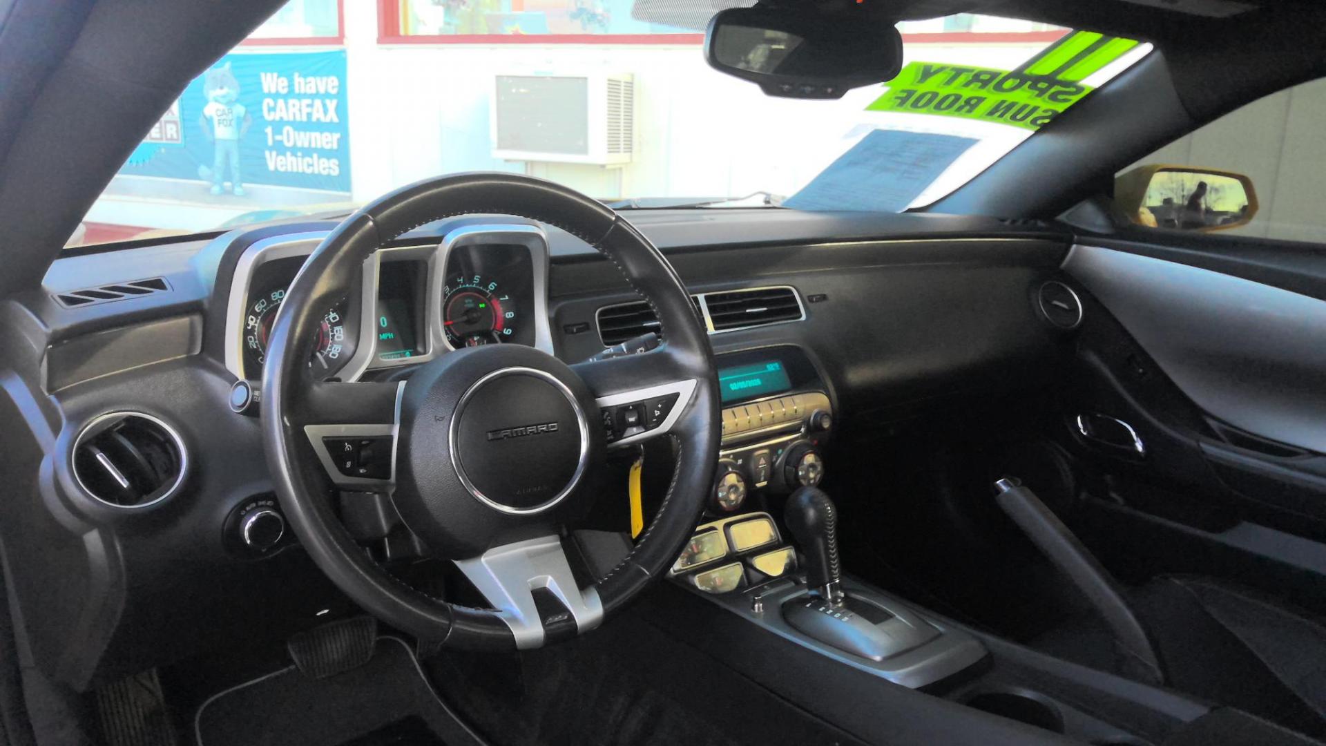 2011 YELLOW Chevrolet Camaro 2SS Coupe (2G1FK1EJ8B9) with an 6.2L V8 OHV 16V engine, 6-Speed Automatic transmission, located at 502 S. Riverside Avenue, Medford, OR, 97501, (541) 773-3136, 42.322803, -122.867477 - Photo#7