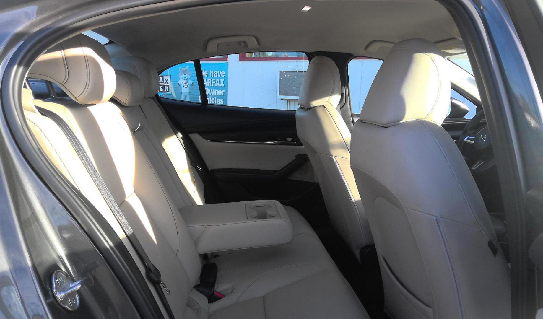 2020 GRAY Mazda MAZDA3 Preferred AWD (JM1BPBDM3L1) with an 2.5L L4 DOHC 16V engine, 6A transmission, located at 502 S. Riverside Avenue, Medford, OR, 97501, (541) 773-3136, 42.322803, -122.867477 - Photo#6