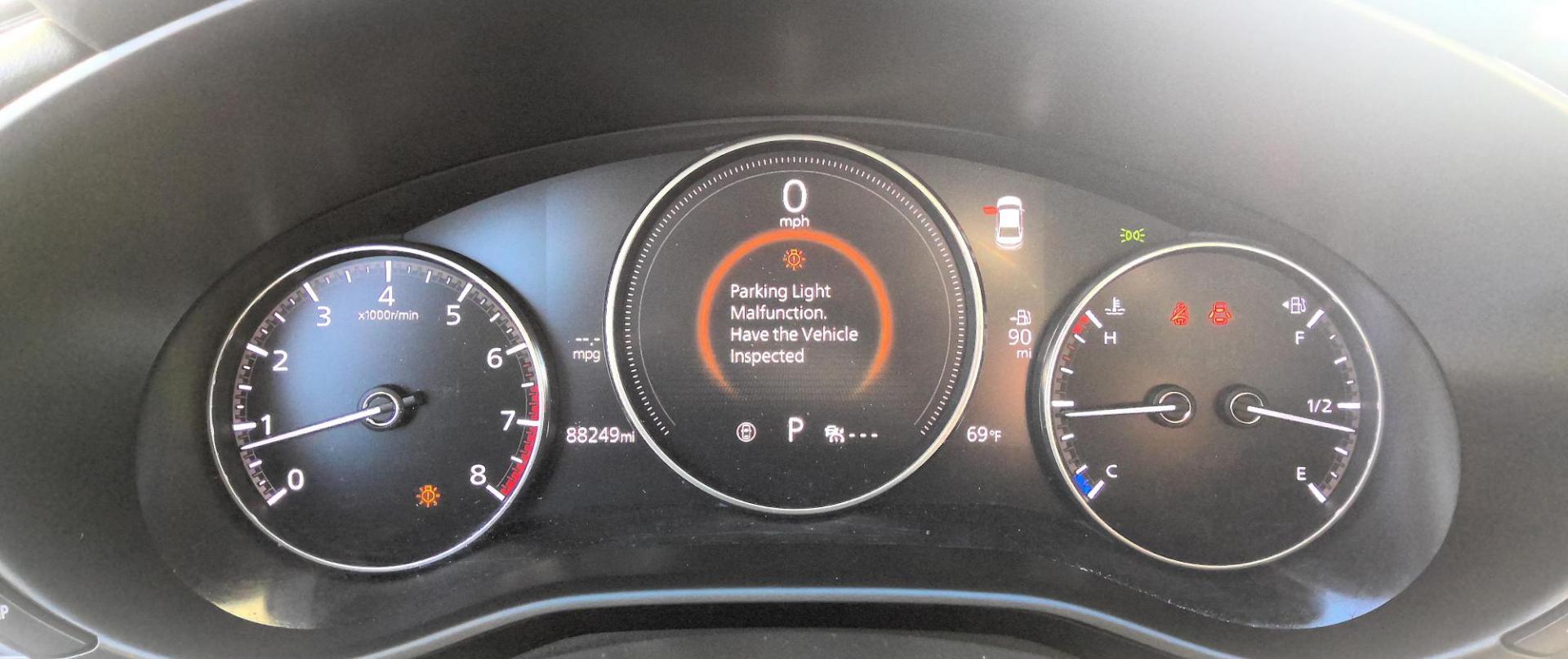 2020 GRAY Mazda MAZDA3 Preferred AWD (JM1BPBDM3L1) with an 2.5L L4 DOHC 16V engine, 6A transmission, located at 502 S. Riverside Avenue, Medford, OR, 97501, (541) 773-3136, 42.322803, -122.867477 - Photo#12