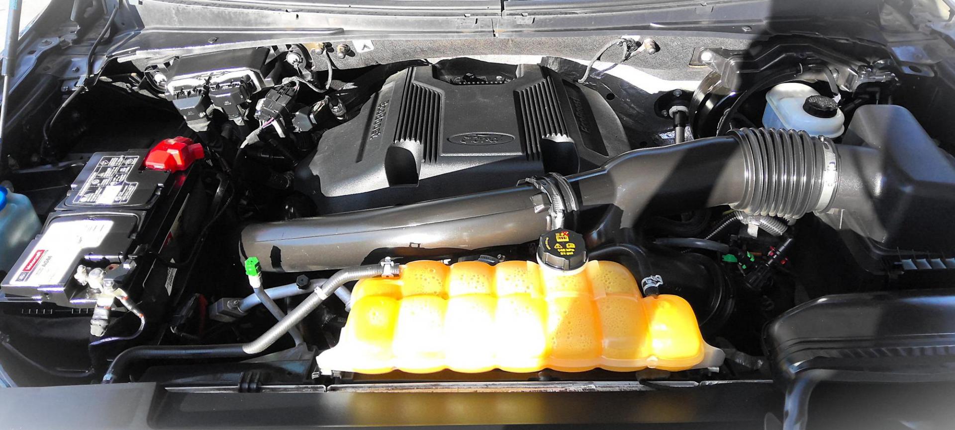 2018 GRAY Ford Expedition Platinum 4WD (1FMJU1MT9JE) with an 3.5L V6 DOHC 24V FFV engine, 6A transmission, located at 502 S. Riverside Avenue, Medford, OR, 97501, (541) 773-3136, 42.322803, -122.867477 - Photo#13