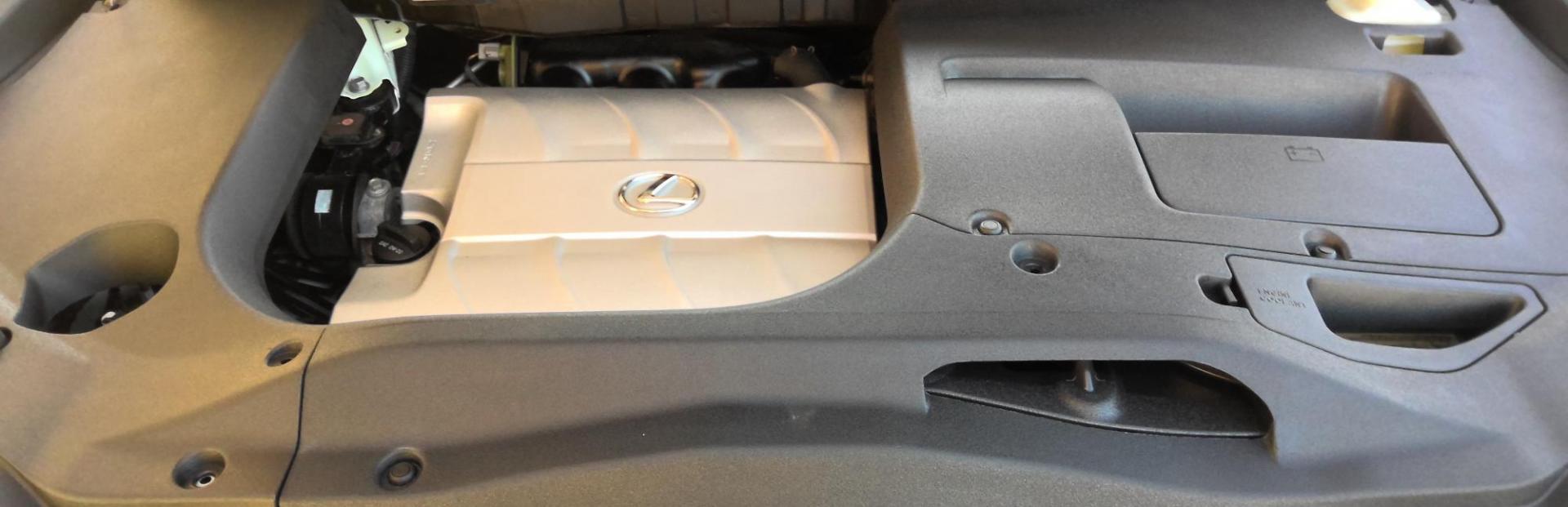 2010 WHITE Lexus RX 350 AWD (2T2BK1BA3AC) with an 3.5L V6 DOHC 24V engine, 5-Speed Automatic transmission, located at 502 S. Riverside Avenue, Medford, OR, 97501, (541) 773-3136, 42.322803, -122.867477 - Photo#9