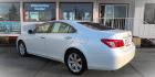 2007 WHITE Lexus ES 350 Sedan (JTHBJ46G572) with an 3.5L V6 DOHC 24V engine, 6-Speed Automatic Overdrive transmission, located at 502 S. Riverside Avenue, Medford, OR, 97501, (541) 773-3136, 42.322803, -122.867477 - Photo#2