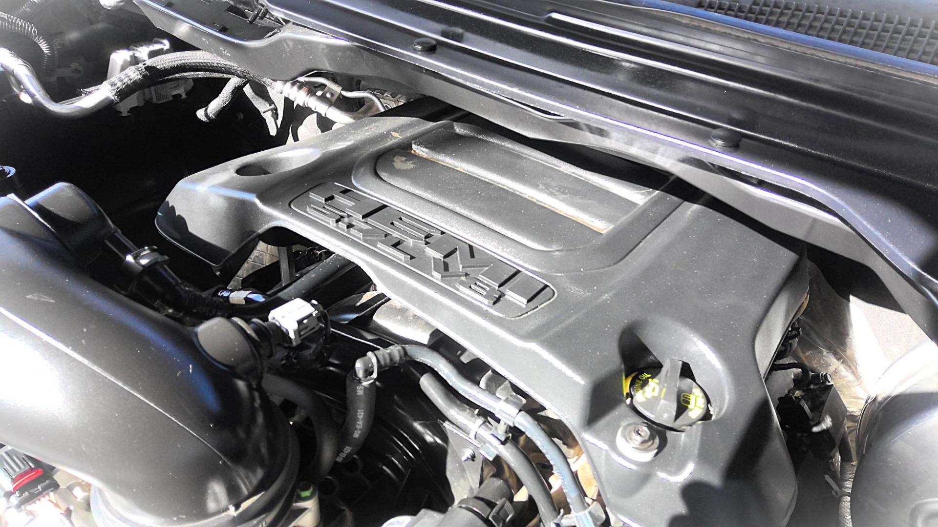 2019 BLACK RAM 1500 Longhorn Crew Cab SWB 4WD (1C6SRFKT8KN) with an 5.7L V8 OHV 16V engine, 8A transmission, located at 502 S. Riverside Avenue, Medford, OR, 97501, (541) 773-3136, 42.322803, -122.867477 - Photo#17