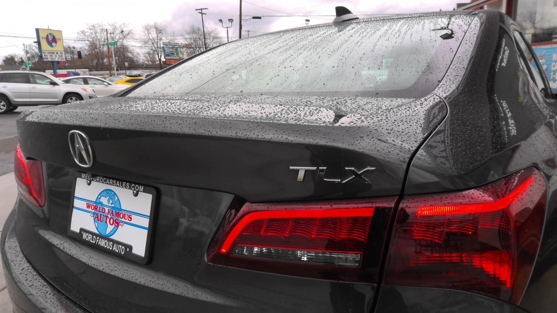 2015 GRAY Acura TLX 9-Spd AT w/Technology Package (19UUB2F50FA) with an 3.5L V6 SOHC 24V engine, 9-Speed Automatic transmission, located at 502 S. Riverside Avenue, Medford, OR, 97501, (541) 773-3136, 42.322803, -122.867477 - Photo#3