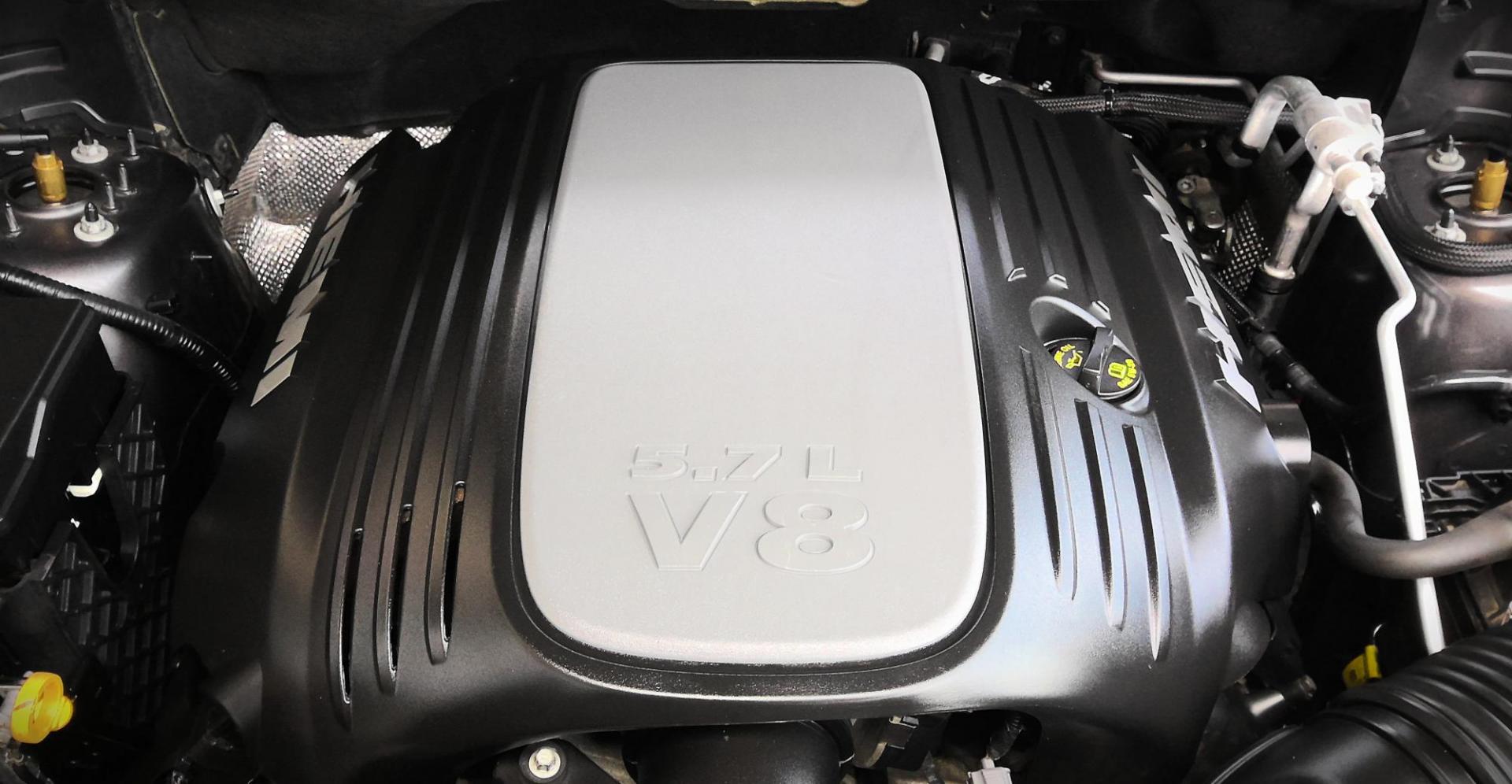 2017 GRAY Jeep Grand Cherokee Summit 4WD (1C4RJFJT3HC) with an 5.7L V8 OHV 16V engine, 8A transmission, located at 502 S. Riverside Avenue, Medford, OR, 97501, (541) 773-3136, 42.322803, -122.867477 - Photo#16