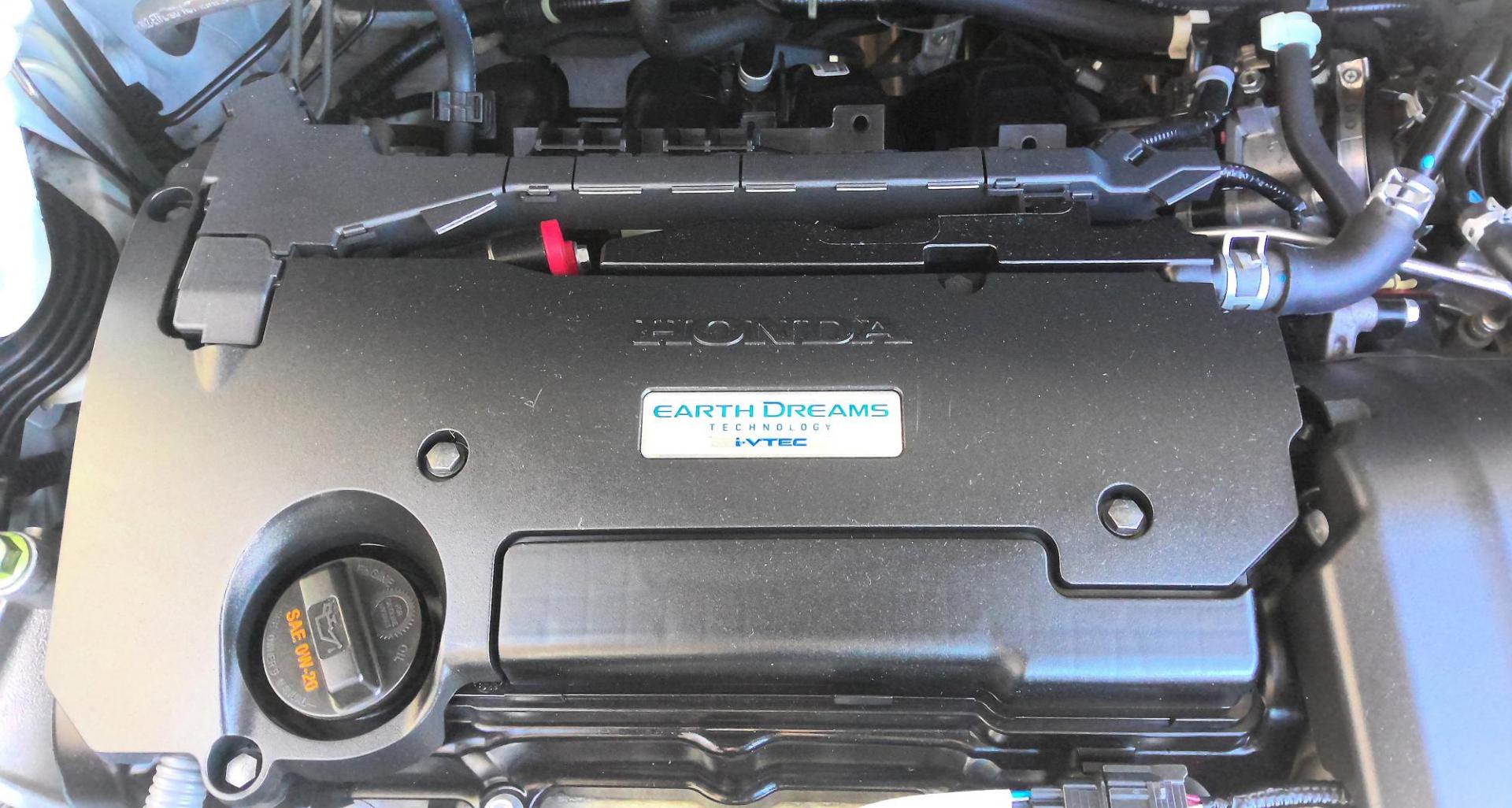 2016 WHITE Honda CR-V SE 4WD (5J6RM4H42GL) with an 2.4L L4 DOHC 16V engine, CVT transmission, located at 502 S. Riverside Avenue, Medford, OR, 97501, (541) 773-3136, 42.322803, -122.867477 - Photo#9