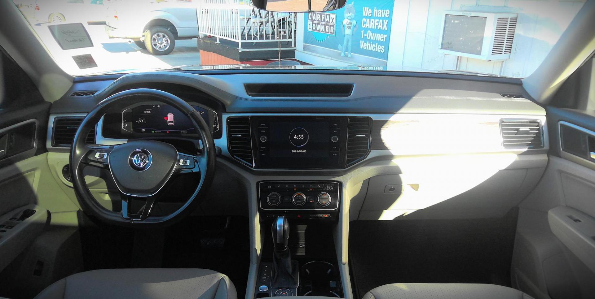 2020 BLUE Volkswagen Atlas V6 SEL 4MOTION (1V2MR2CA7LC) with an 3.6L V6 DOHC 24V engine, 8A transmission, located at 502 S. Riverside Avenue, Medford, OR, 97501, (541) 773-3136, 42.322803, -122.867477 - Photo#11