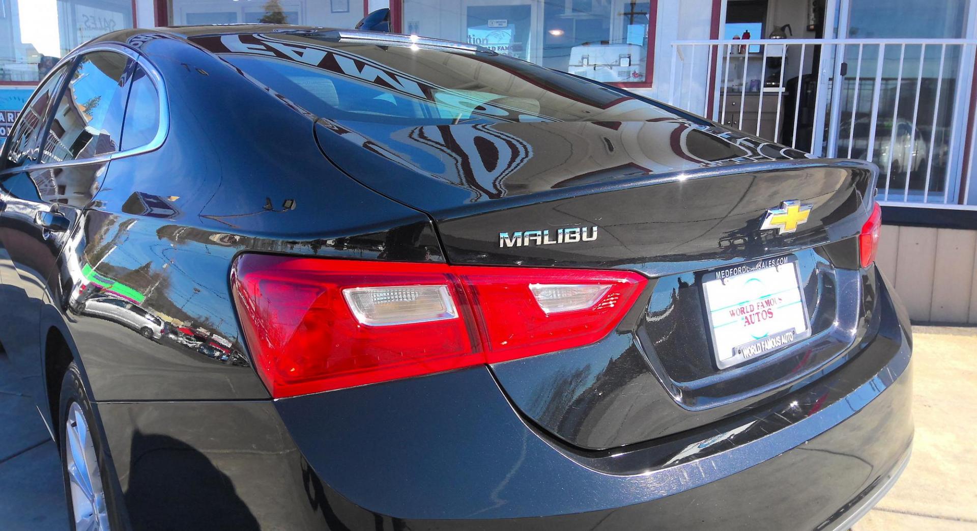 2023 BLACK Chevrolet Malibu 1LT (1G1ZD5ST0PF) with an 1.5L L4 DOHC 16V engine, 6A transmission, located at 502 S. Riverside Avenue, Medford, OR, 97501, (541) 773-3136, 42.322803, -122.867477 - Photo#3