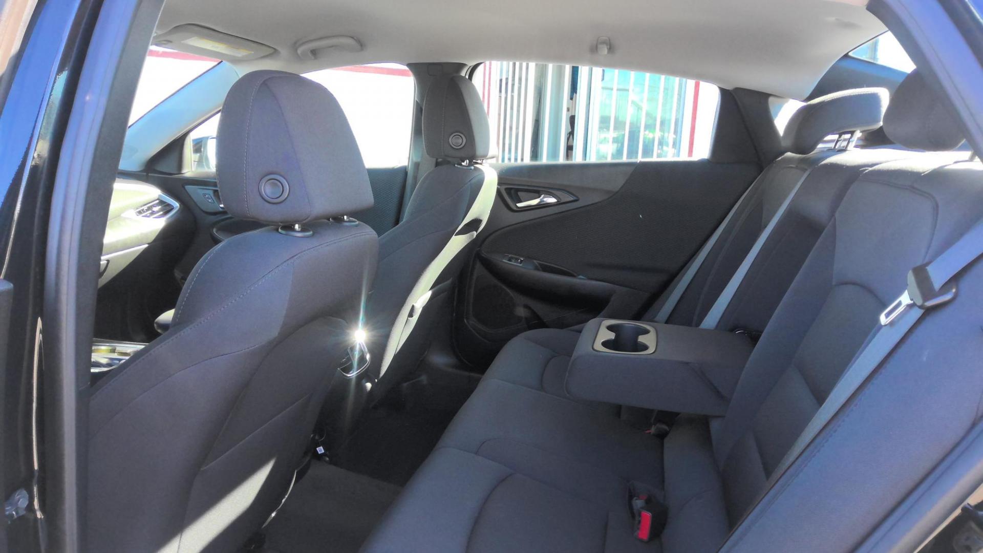 2023 BLACK Chevrolet Malibu 1LT (1G1ZD5ST0PF) with an 1.5L L4 DOHC 16V engine, 6A transmission, located at 502 S. Riverside Avenue, Medford, OR, 97501, (541) 773-3136, 42.322803, -122.867477 - Photo#5