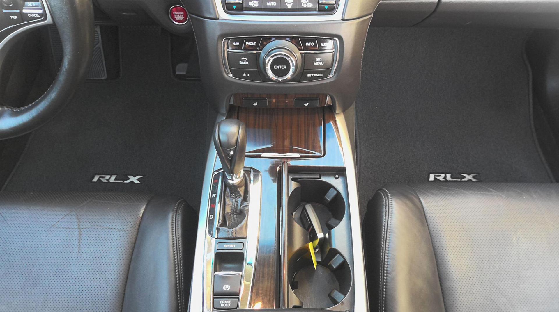 2014 GRAY Acura RLX 6-Spd AT w/Krell Audio Package (JH4KC1F78EC) with an 3.5L V6 SOHC 24V engine, 6-Speed Automatic transmission, located at 502 S. Riverside Avenue, Medford, OR, 97501, (541) 773-3136, 42.322803, -122.867477 - Photo#10